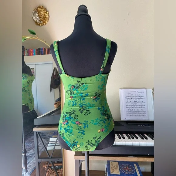 Hai studio original collection floral green body suit size m (us6) - Picture 9 of 13